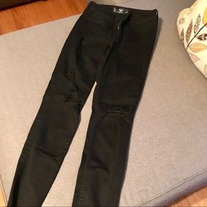 Black Hollister jeans